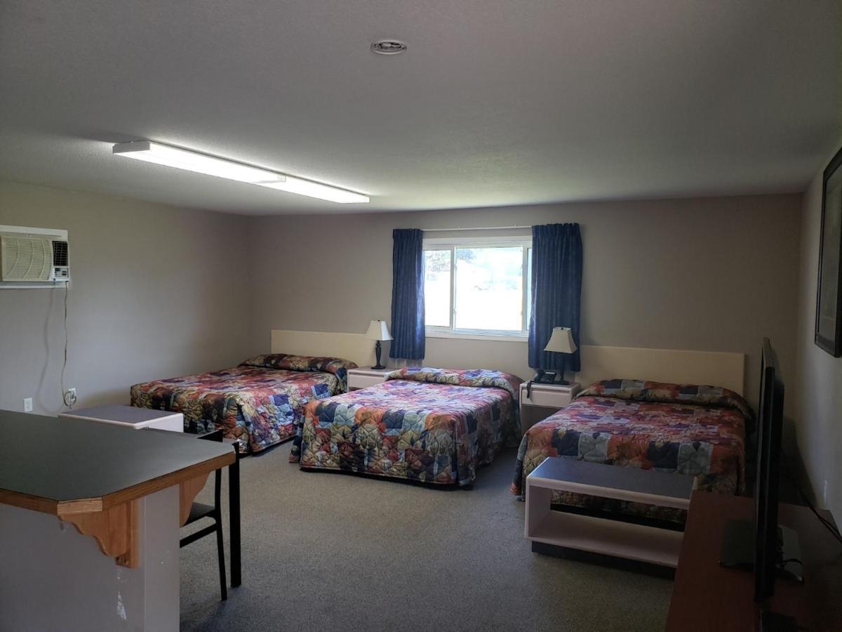 Lamplighter Inn Three Hills Luaran gambar